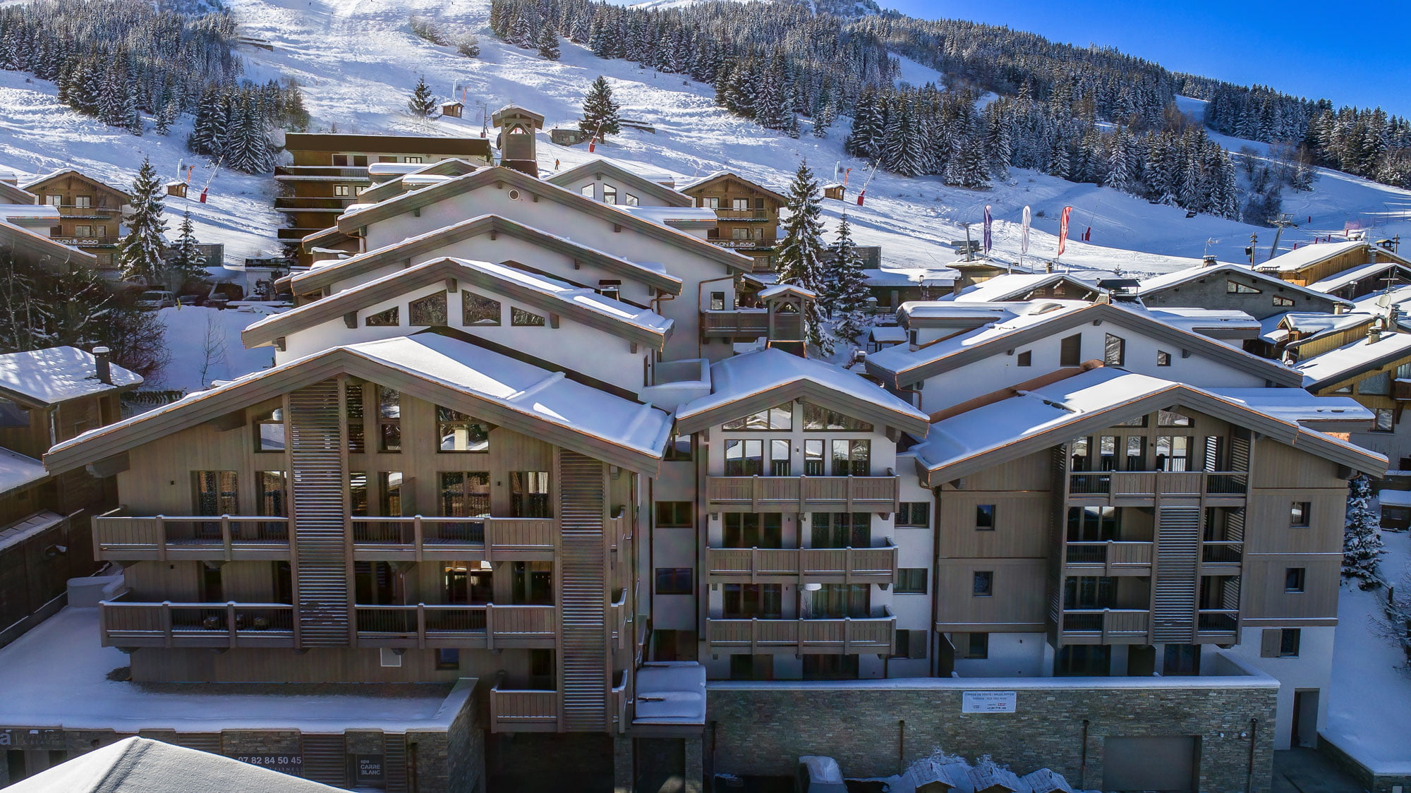 5c123eb1a9297_carre-blanc-courchevel-village-roxim-residence-vacances2