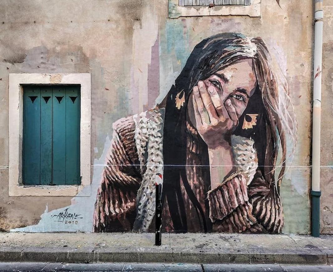 606d6b3ddb686_by-french-street-artist-arkane-in-nimes-france-1-1068x872